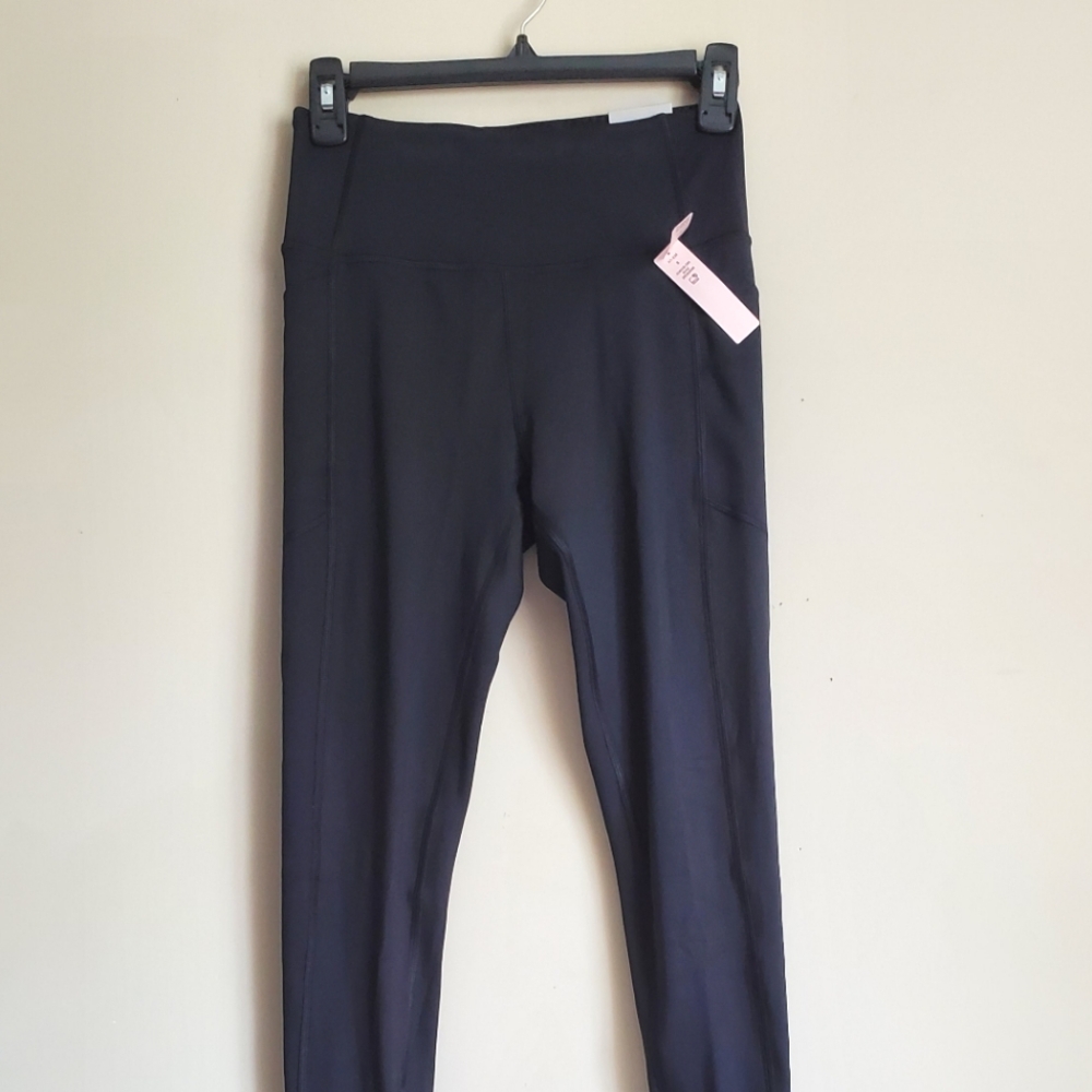 ♥️Victoria's Secret Leggings Size 6 - Picture 3 of 8